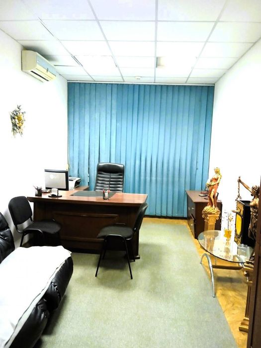 Продам офіс в центрі міста, пр. Аерокосмічний , 1 , Метро Левада, VG