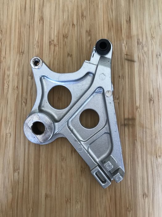 Suporte pinça travão Honda Transalp 600