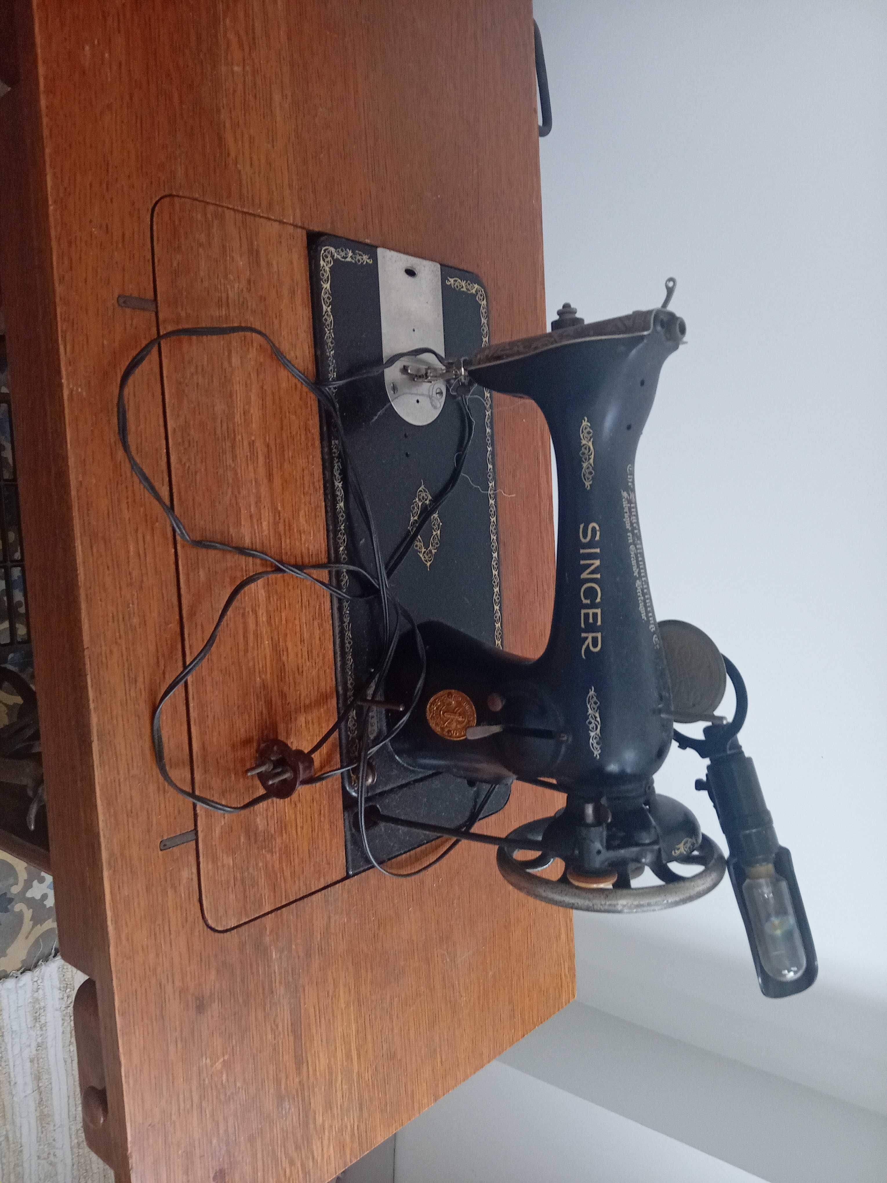 Máquina de costura antiga singer