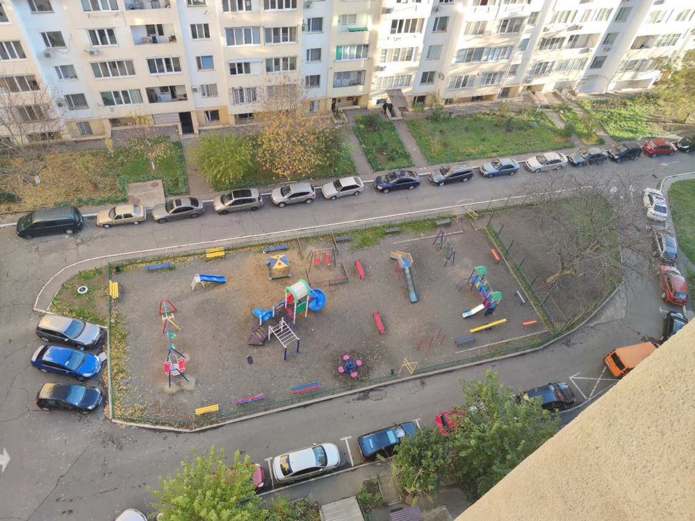 Квартира-студія в м. Одеса, по вул. Сахарова буд18