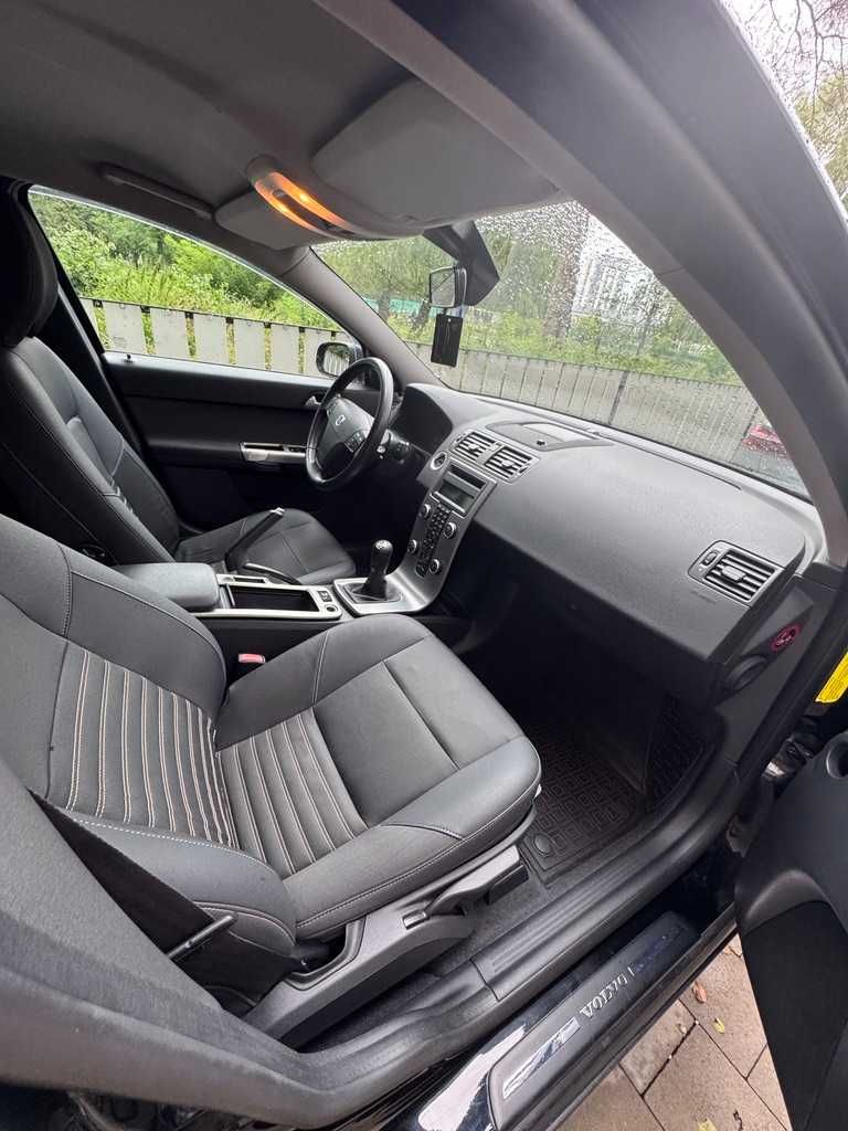 Продам volvo v50, 2.0d, 2008