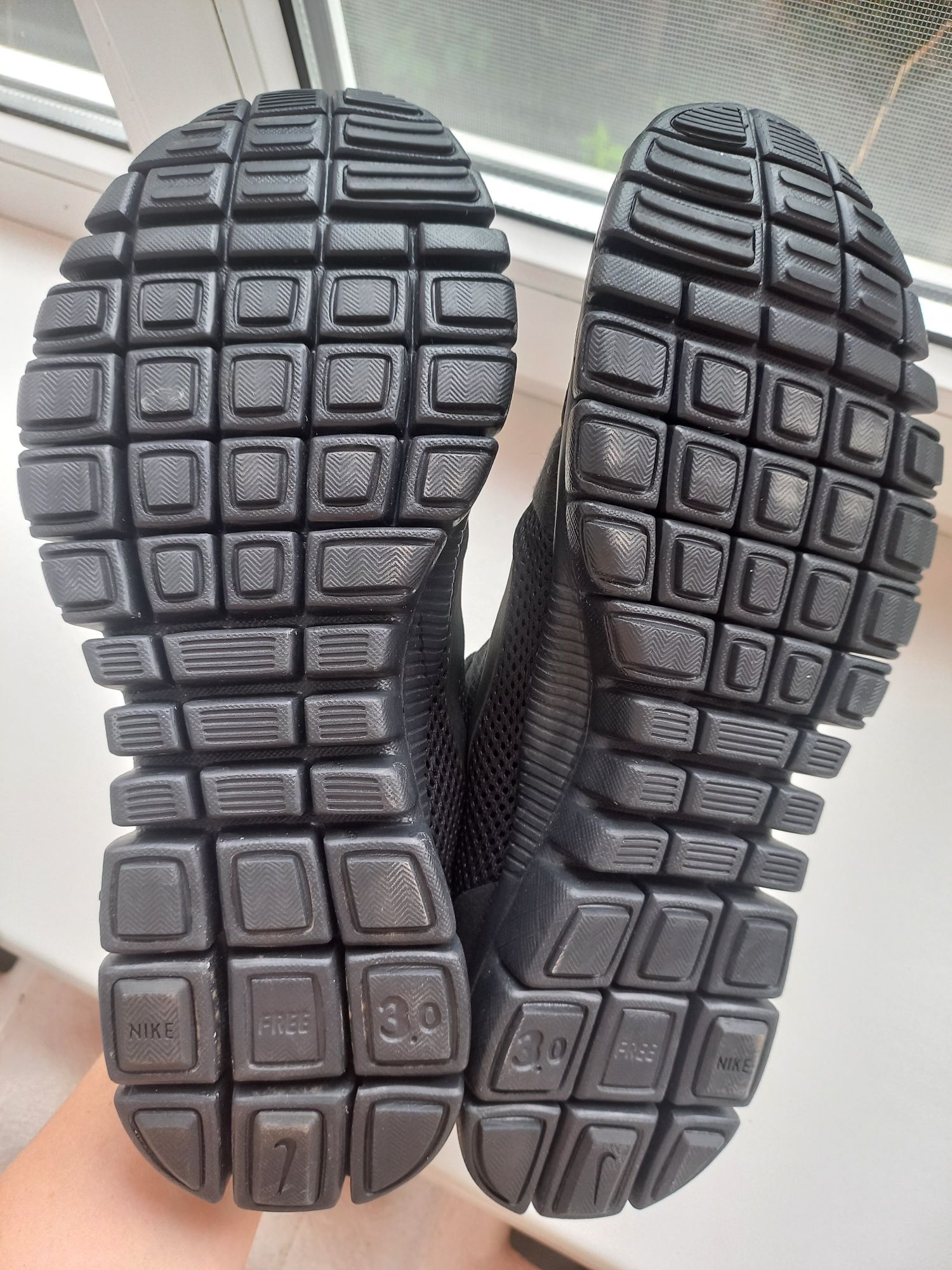 Nike кросівки,  42,45,46розміру, підходя для спорт за