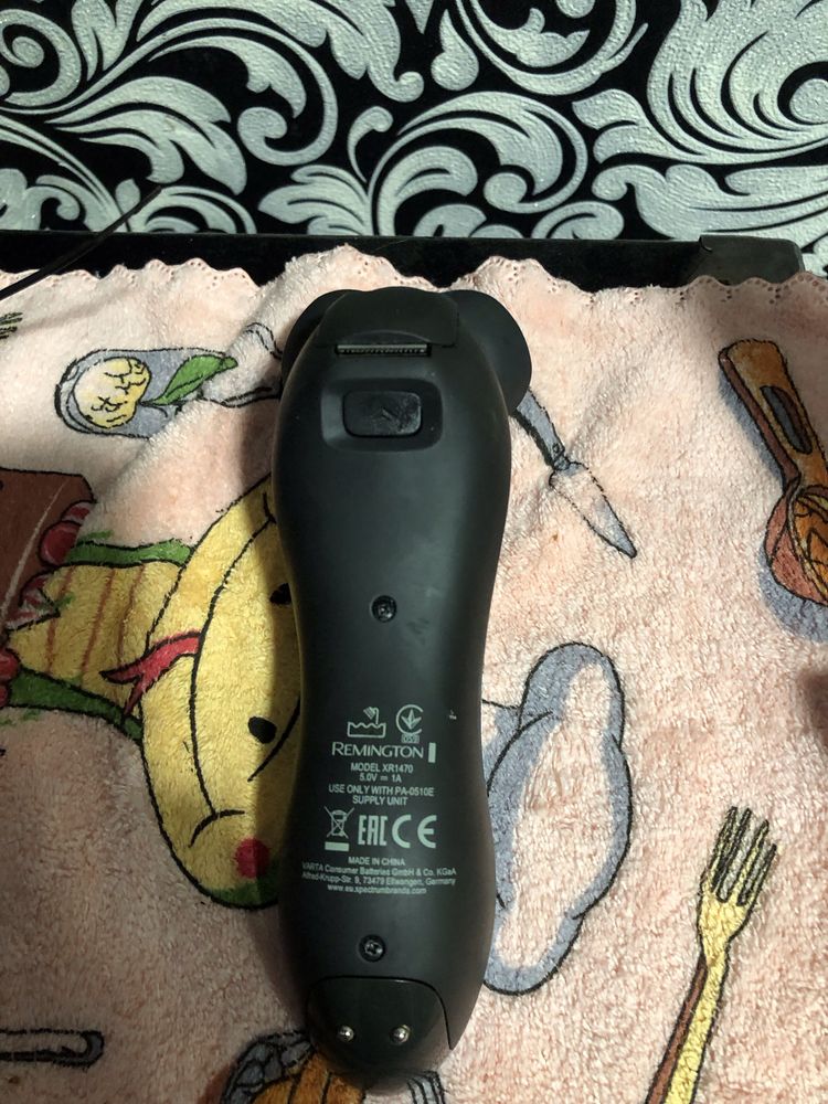 Продам Електробритва REMINGTON XR1470