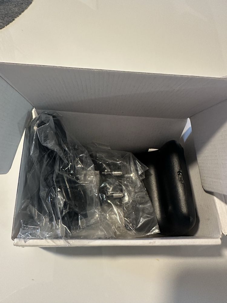 Telefon dla seniora Olympia z funkcją SOS