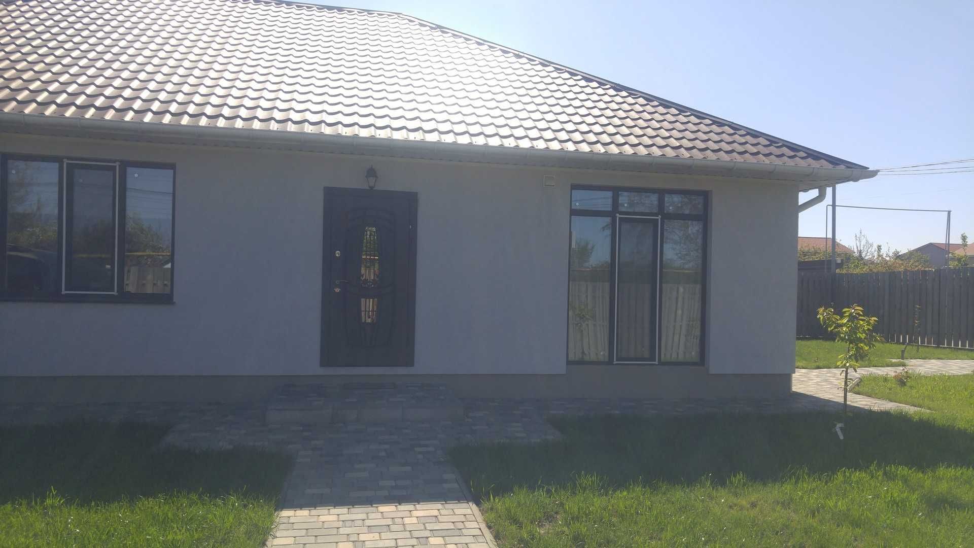 Продам новый дом в центре Нерубайского. рядом Усатово