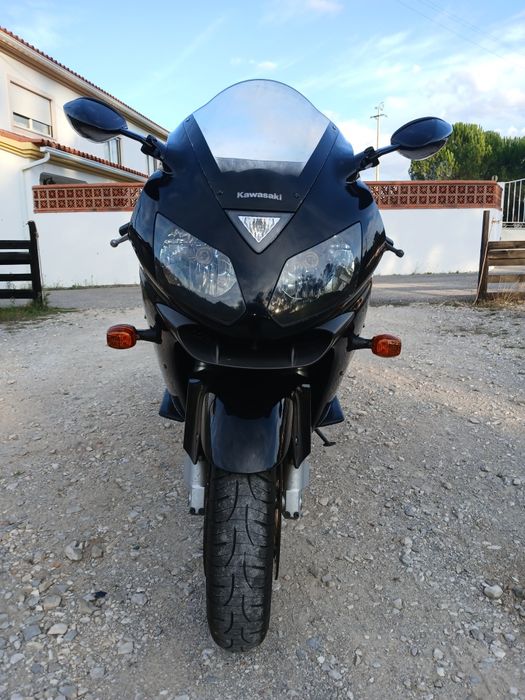 Kawasaki   zx 12