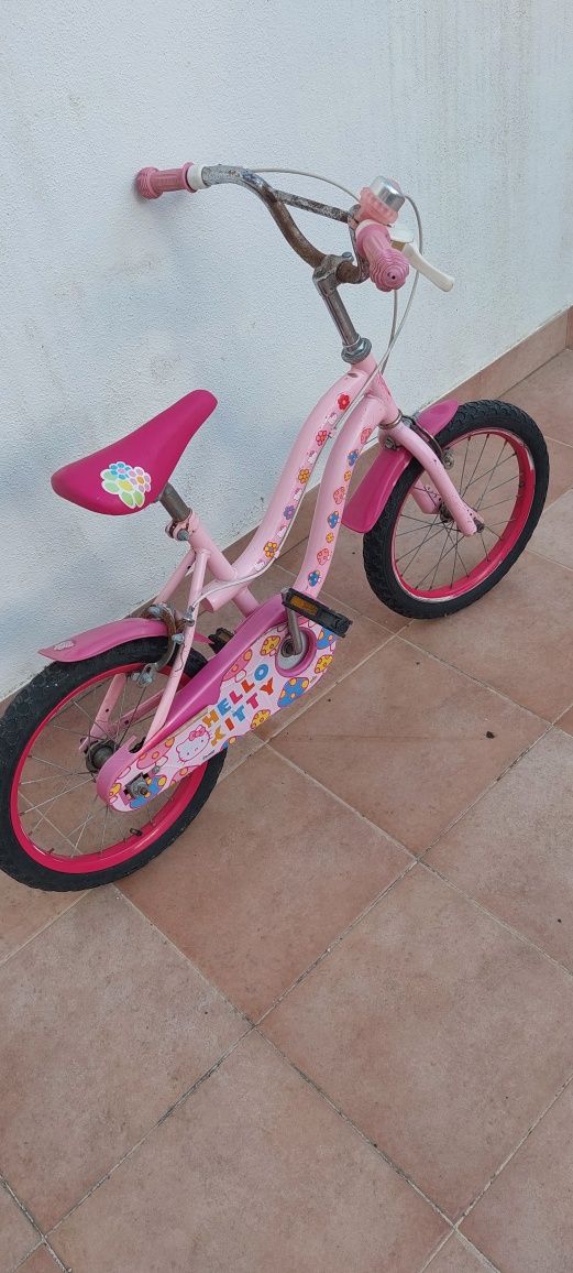 Bicicleta de menina