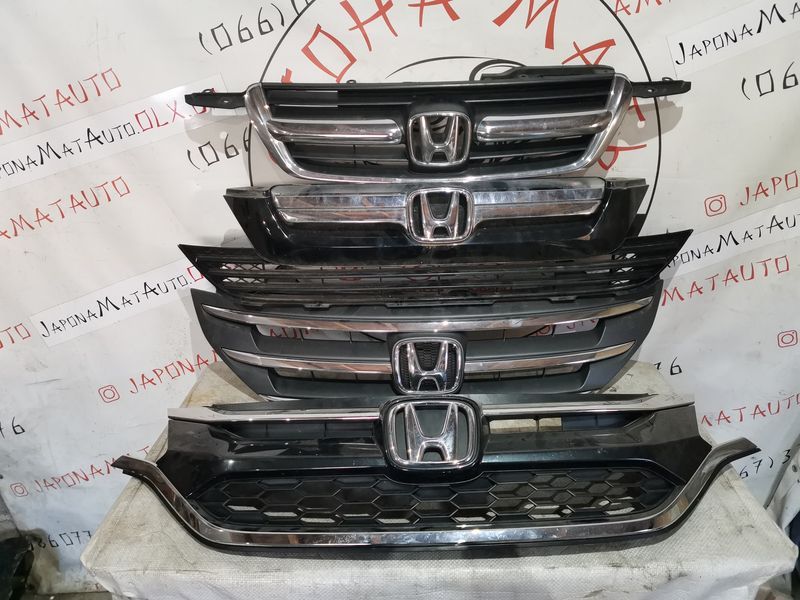 Решетка радиатора Honda CR-V 1 2 3 4 Хонда СРВ 1 2 3 4 Решітка