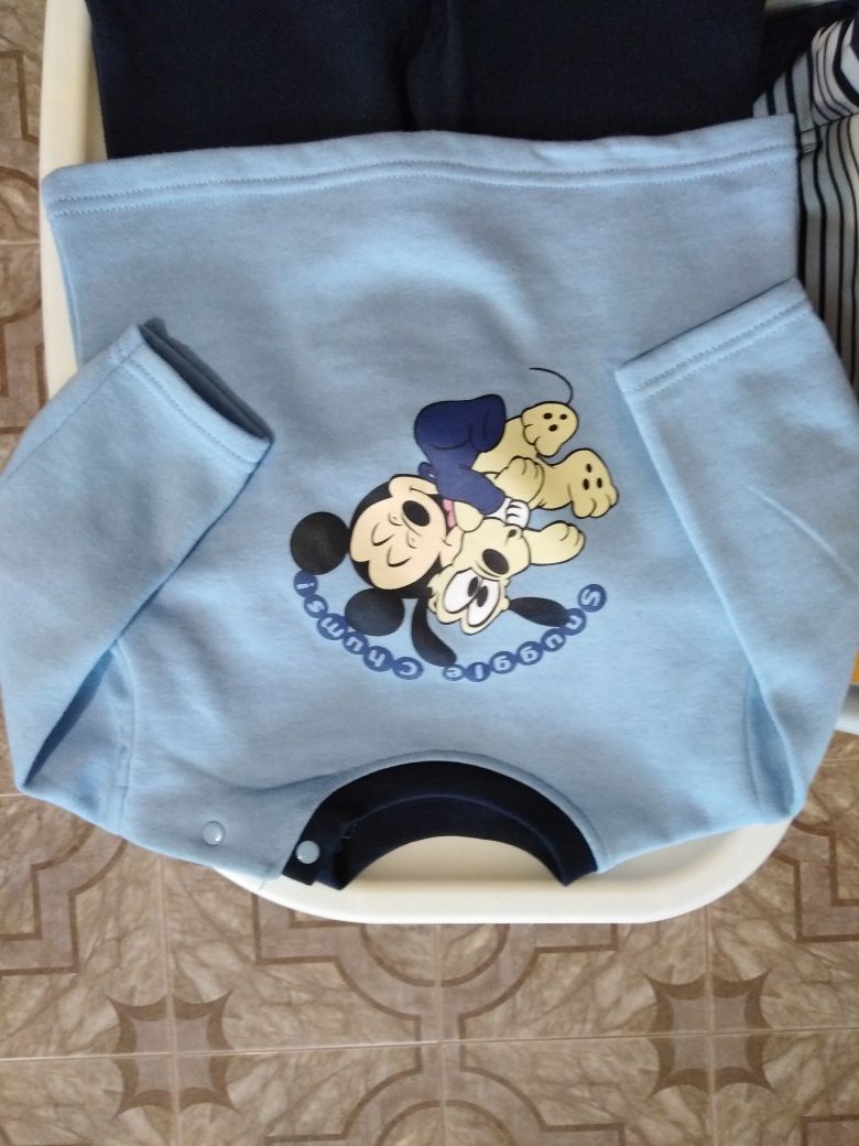 Disney baby тёплый костюмчик на мальчика р74-80 Новый комплект, костюм