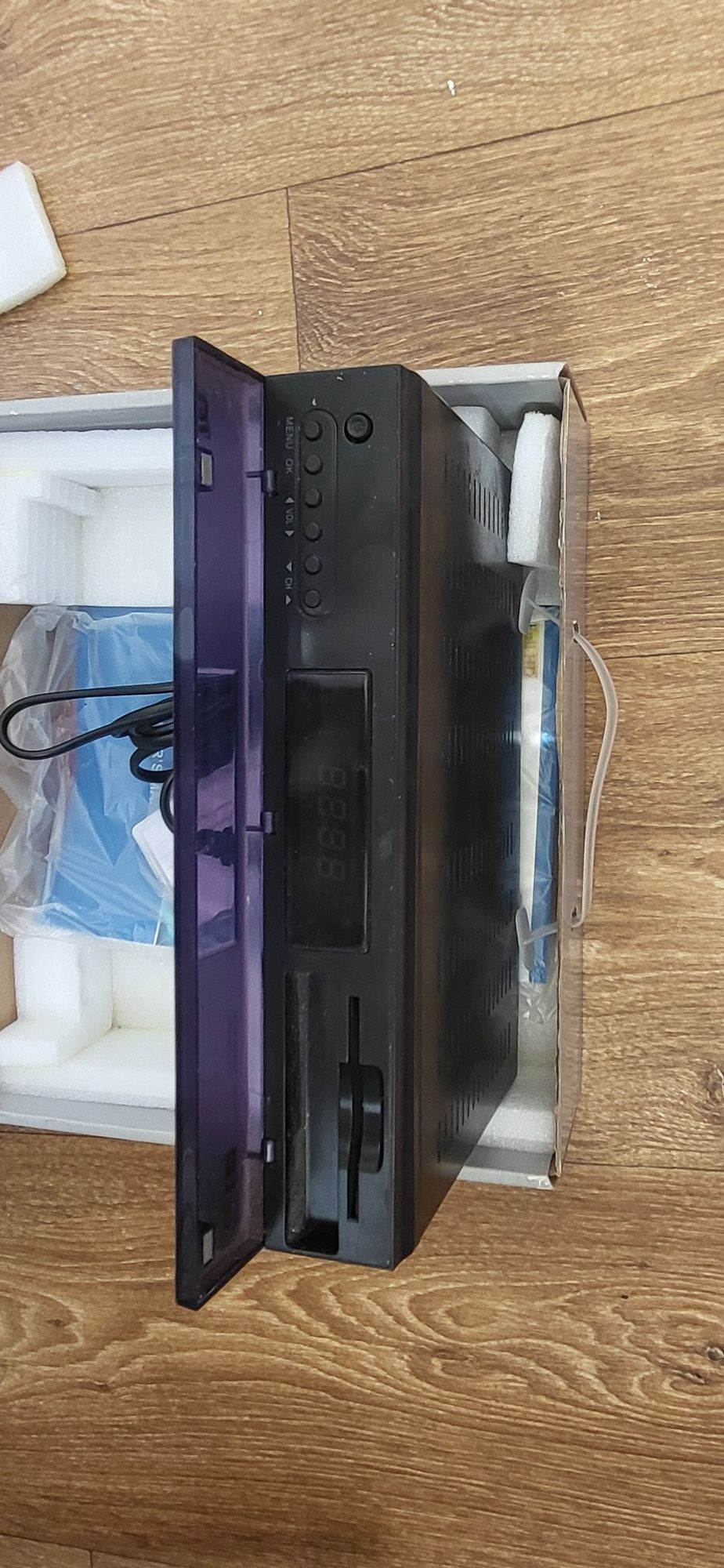 GI S8120 спутниковый тюнер