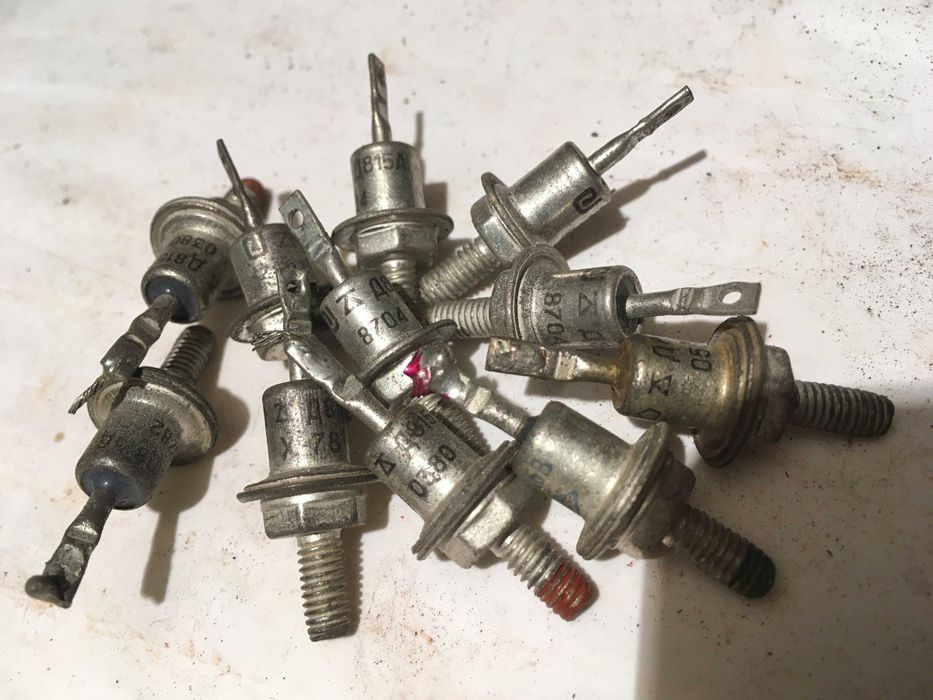 Диоды КД202, Д818, транзисторы КТ818АМ, КТ845А новые