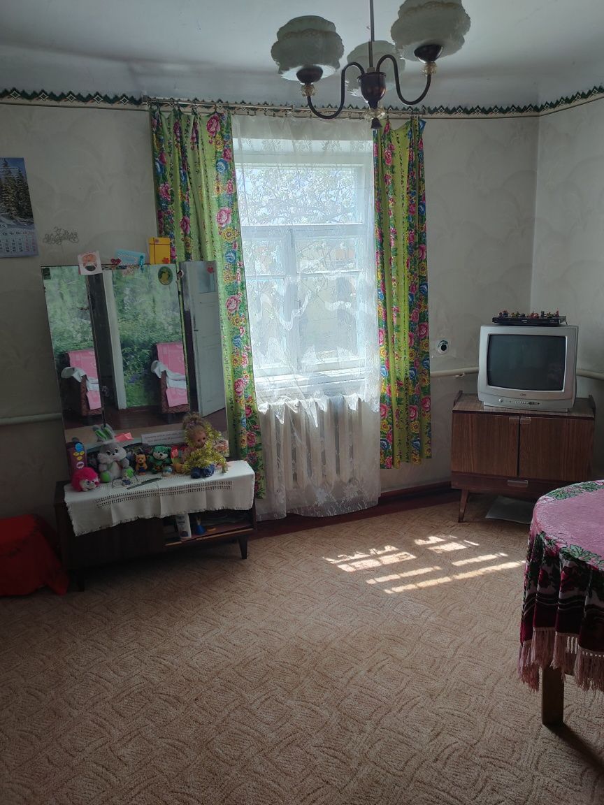 Міняю дім на квартиру або продам