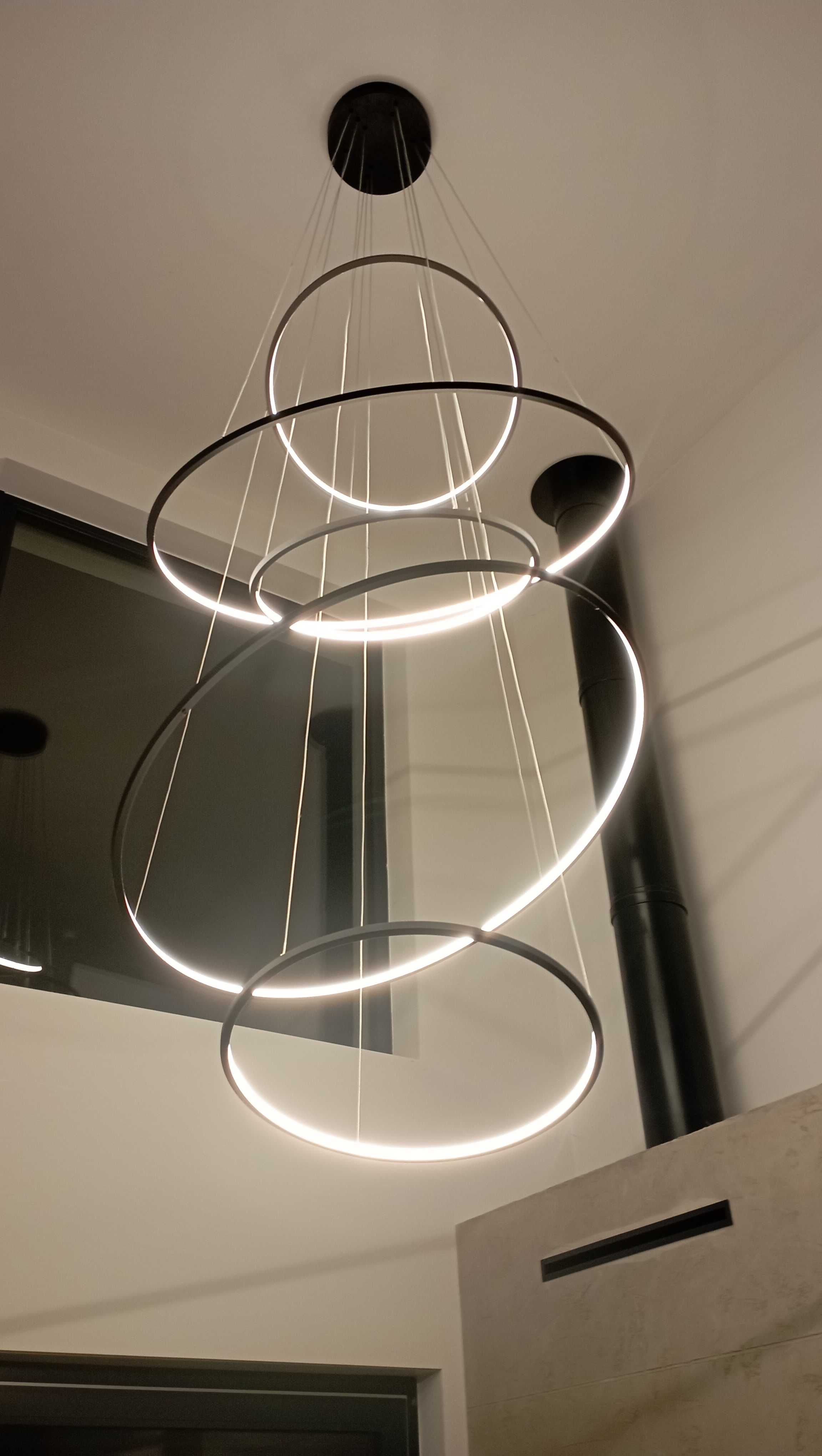 Lampa wisząca XXL cieply LED CZARNA obręcze, do wysokich pomieszczeń