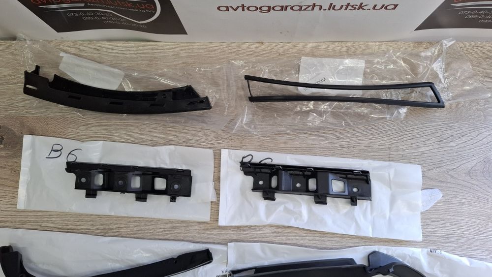 Кріплення бампера Passat B6 кронштейн бампера пасат б6 Кріплення фари