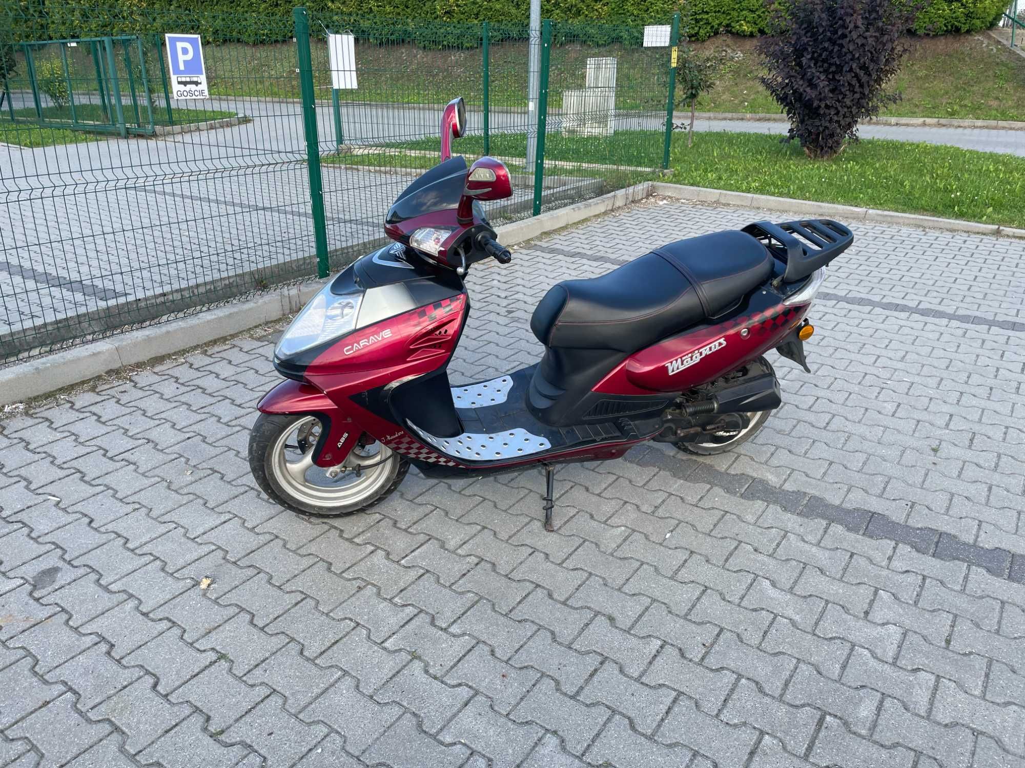 Skuter Motomagnus