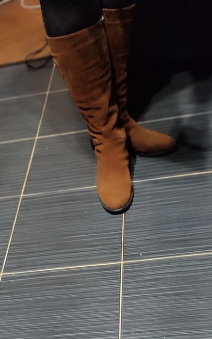 Чобітки осінь/ зима 39р