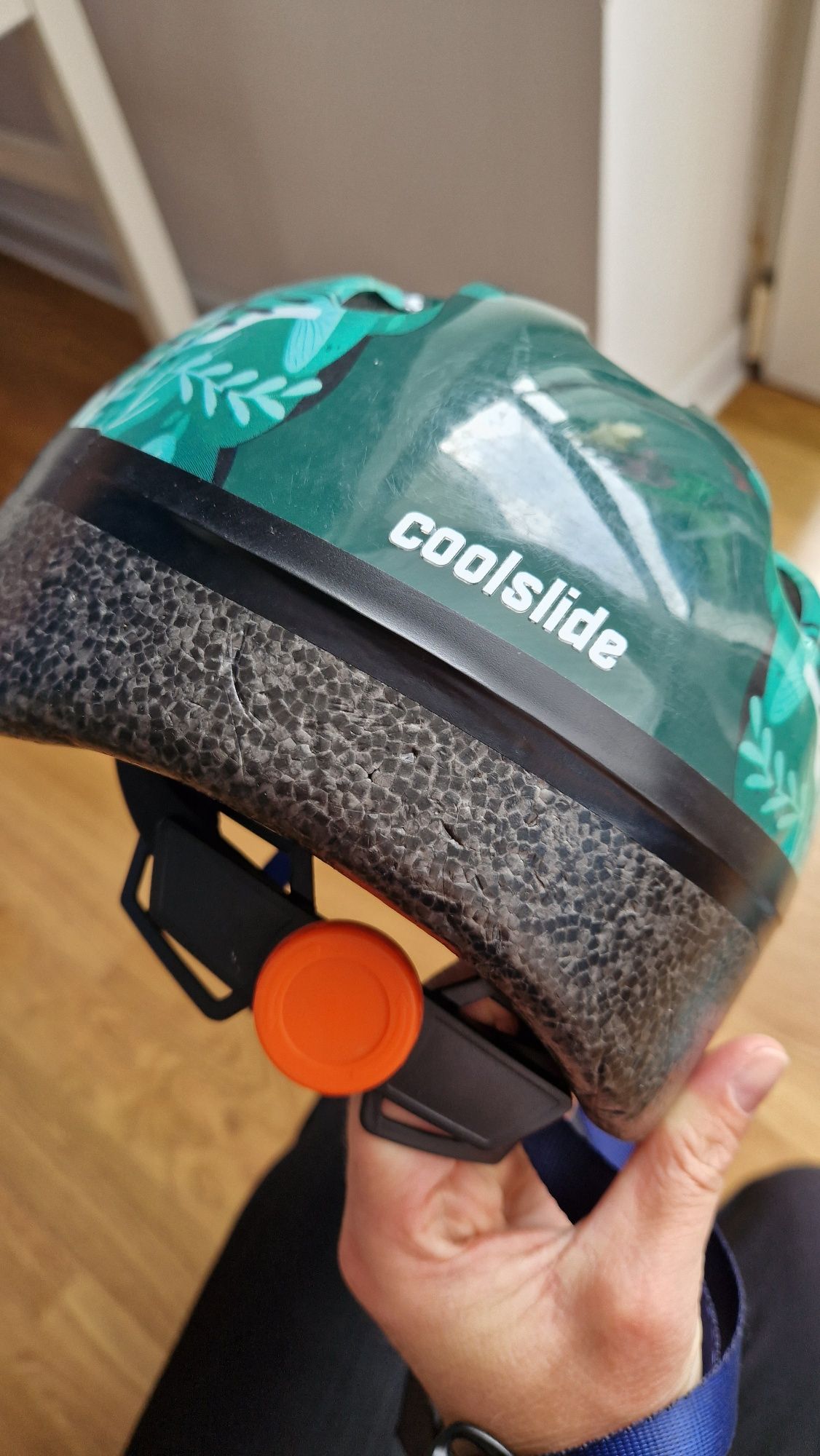 Zielony kask dla dziecka Coolslide jak nowy S 48-52