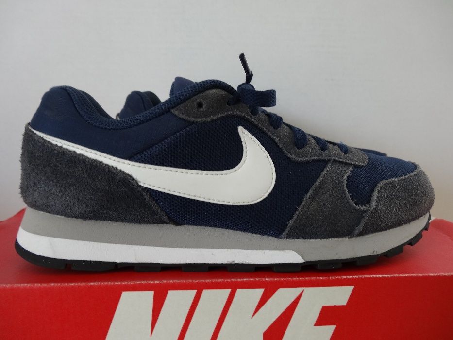 Buty Nike MD Runner 2 roz 42 do biegania Sportowe