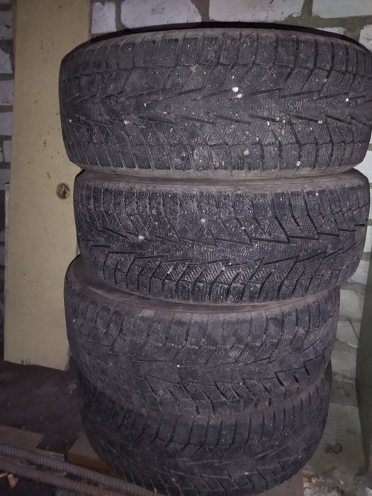 Покришка Hankook 205 55 r16 б/в