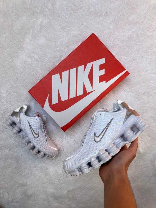 Buty meskie Mokasyny Nike_Shox_TL_White R.37,5