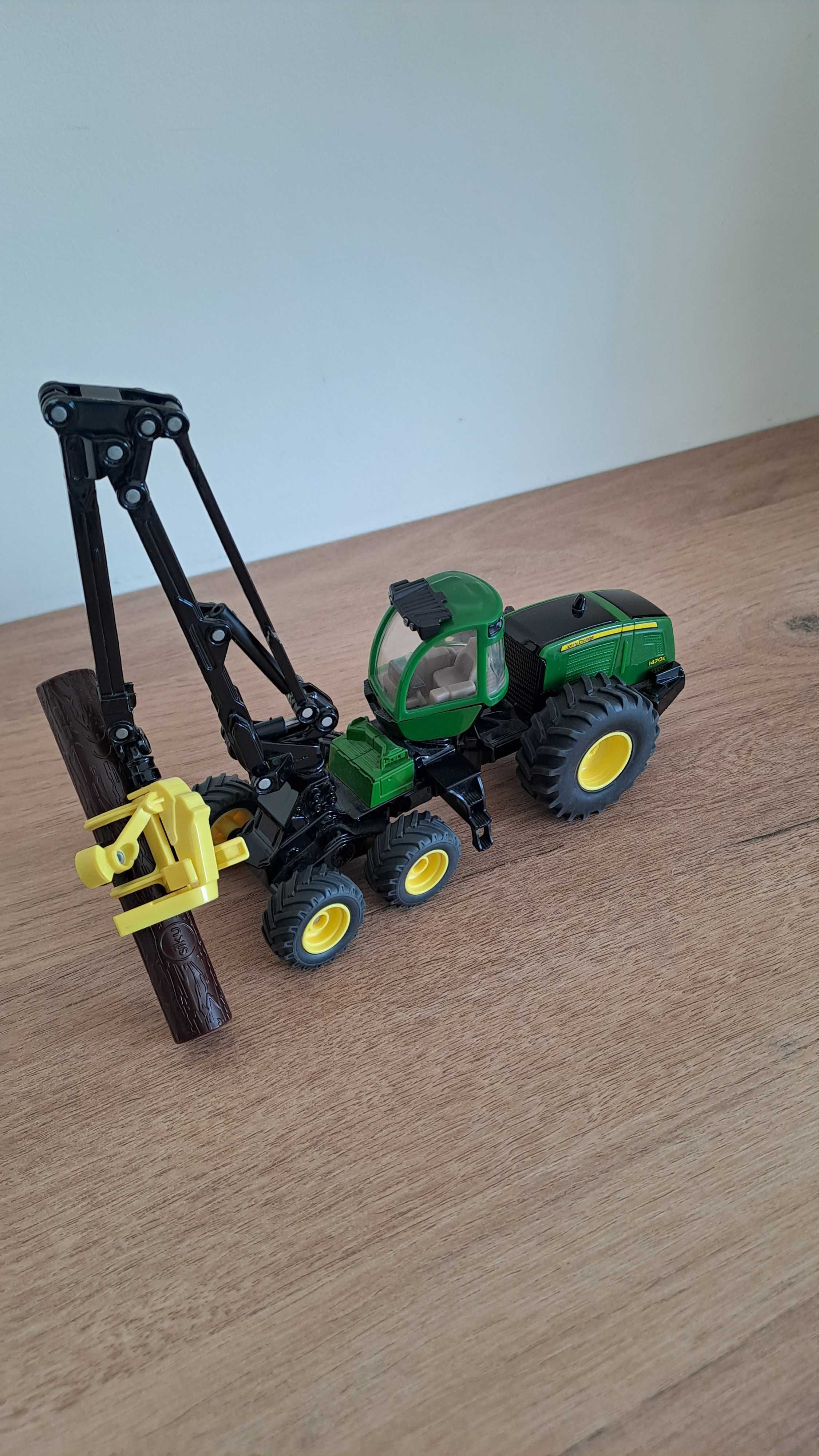 SIKU Harvester john deere skala 1:50