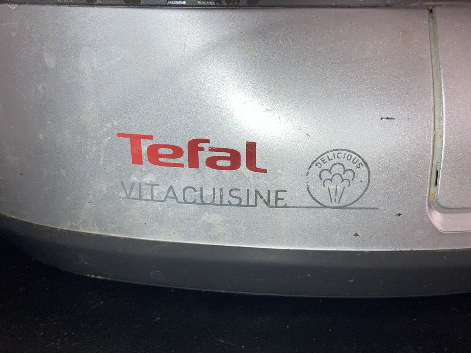 Parowar Tefal Vitacuisine z dwoma pojemnikami i komorą na sos, przepis