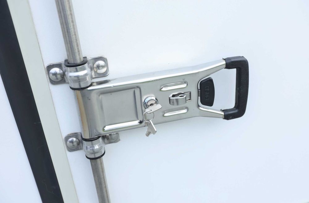 Przyczepa kontener furgon do wynajęcia DMC 750 kg na kat. B od 30 zł!