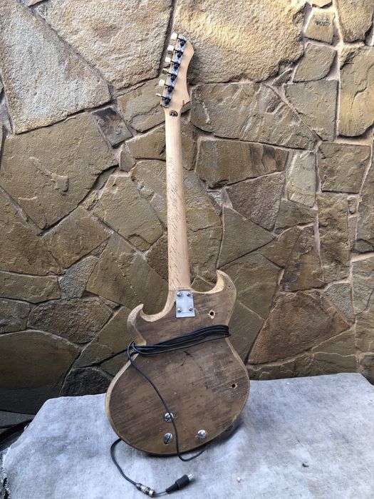 Электро гитара . Самодельная