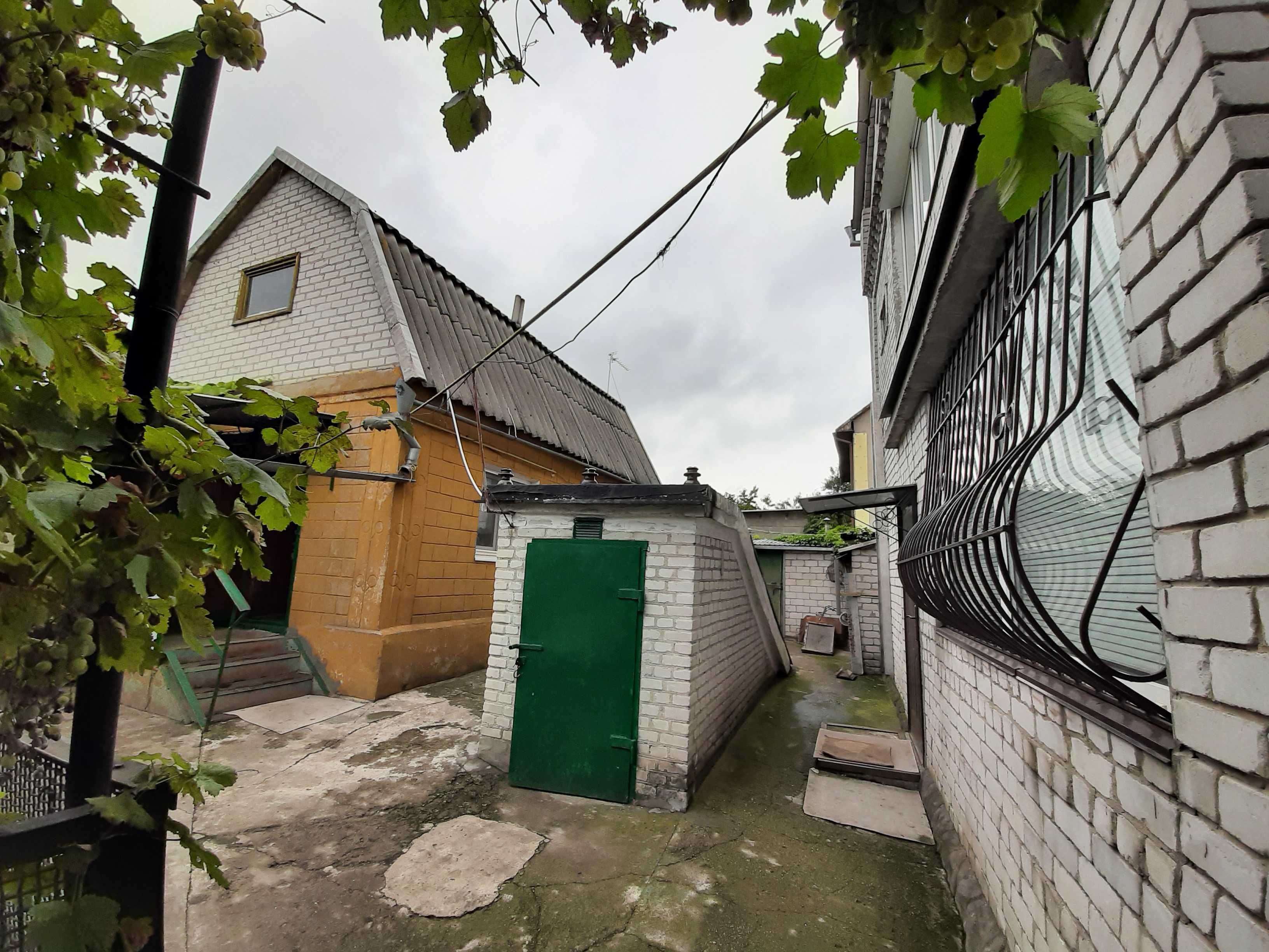 Продам двухэтажный дом в районе "Романково"