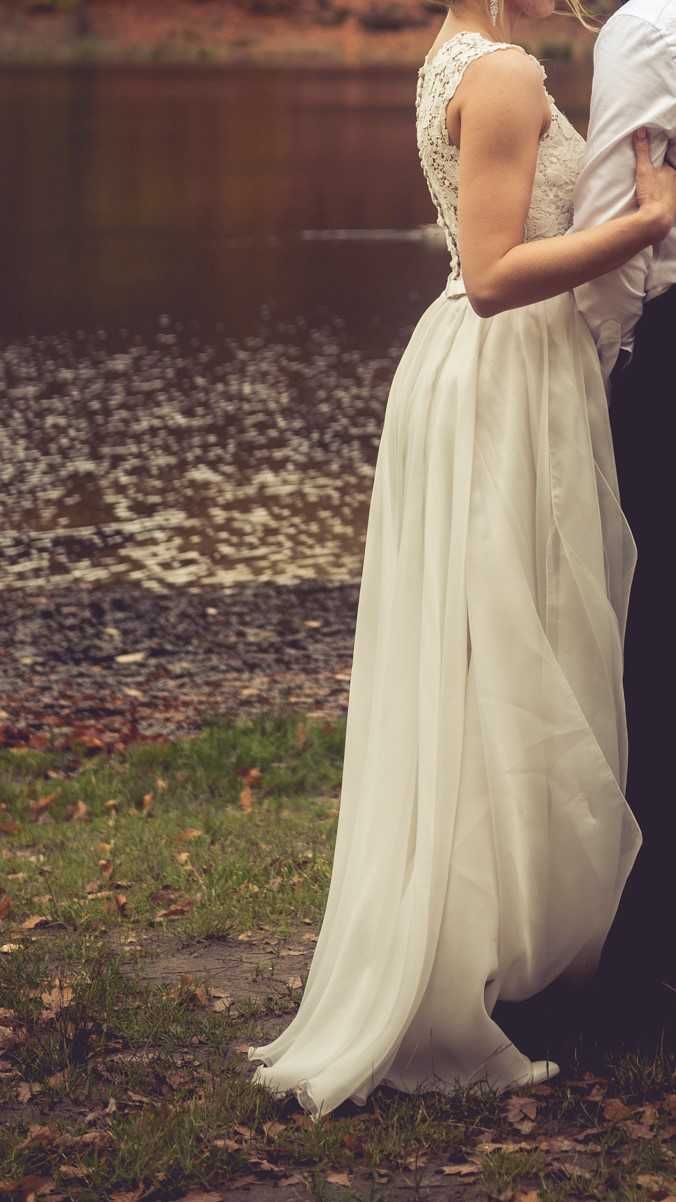 Suknia ślubna Hermiona - boho koronka rozciącie