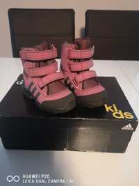 Buty zimowe Adidas Holtana Primaloft 21 Nowe Śniegowce dla dziewczynki