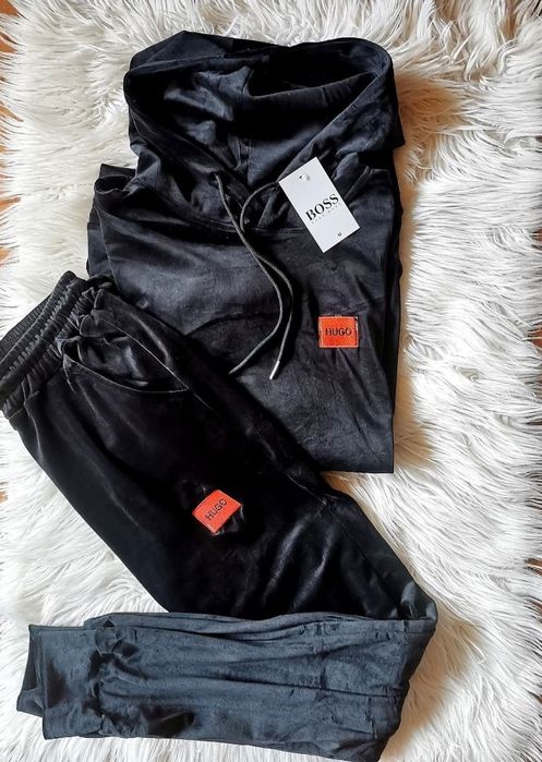 Dres męski welurowy Hugo Boss rozmiar 2XL