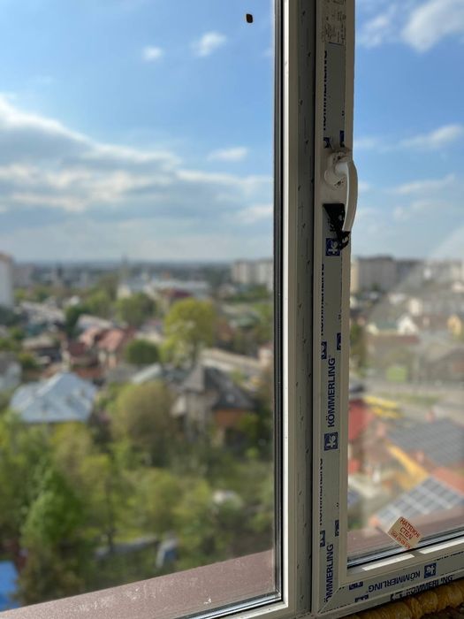 3 окремі кімнати+кухня студія в ЖК по вул. Незалежності.