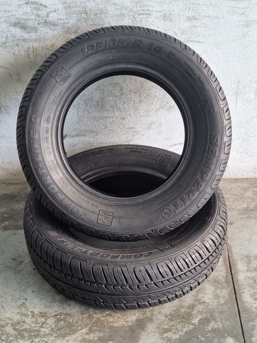 2 Pneus SEMPERIT 185/65R14 Semi Novos