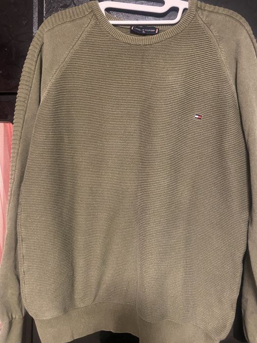 Светр оригінал  зеленого кольору чоловічий