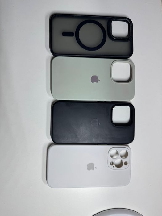 Чохли на Iphone 13 Pro