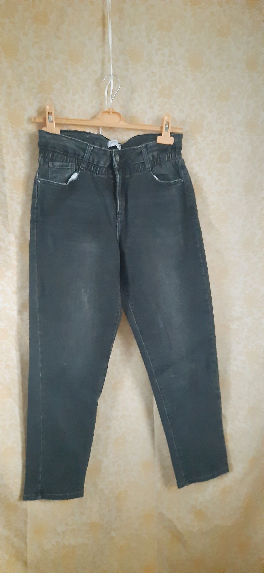 Spodnie jeansowe Redseventy rozm. M