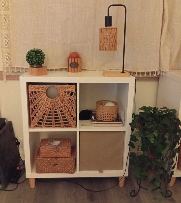 2 Duas Estantes Cubos Ikea Kallax com 4 Quatro Pés em Madeira Maciça