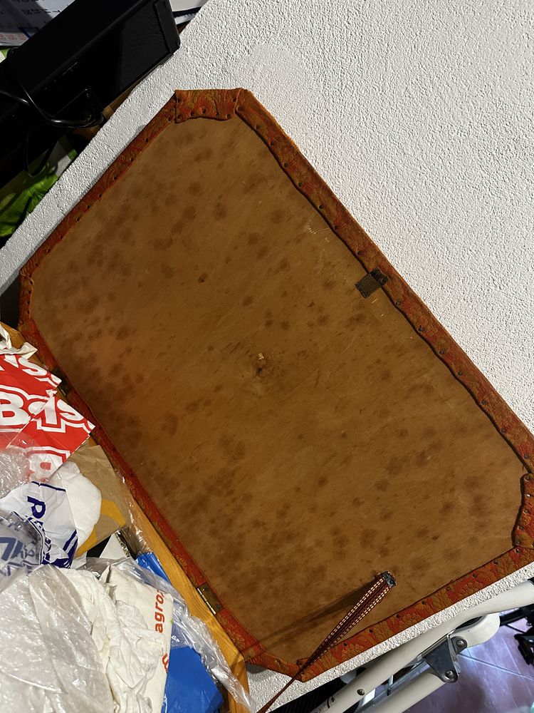 Vintage siedzisko pufa rattanowe drewniane solidne ze schowakiem