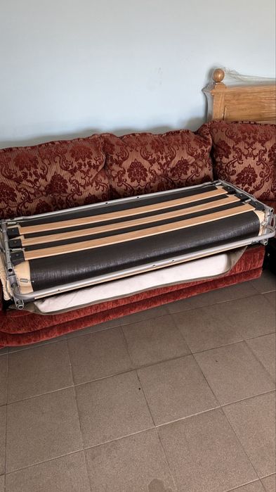 Продам кутовий диван майже новий гарної якості