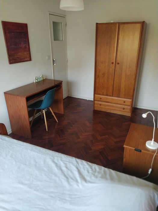 Arrendo quarto para Professores.