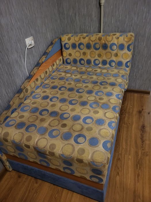 Диван    вживаний