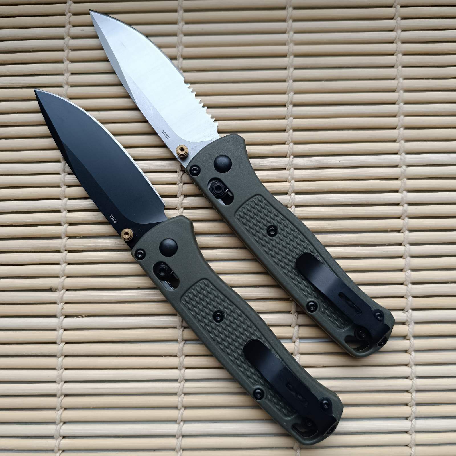 Ніж Benchmade Bugout складний нож