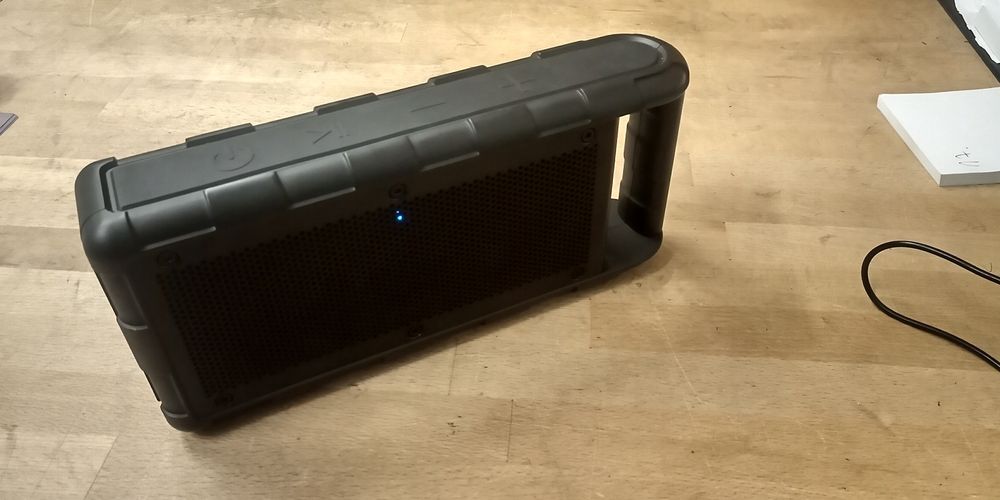Głośnik bluetooth 15W Amazon Basics