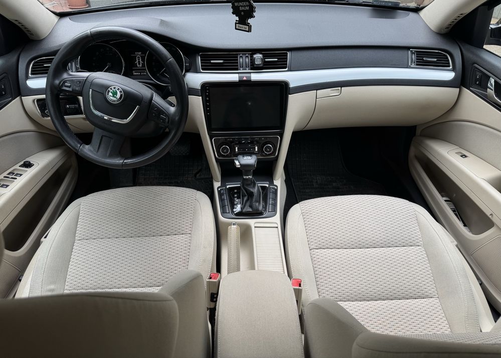 Skoda Superb 2.0 TDI Elegance DSG