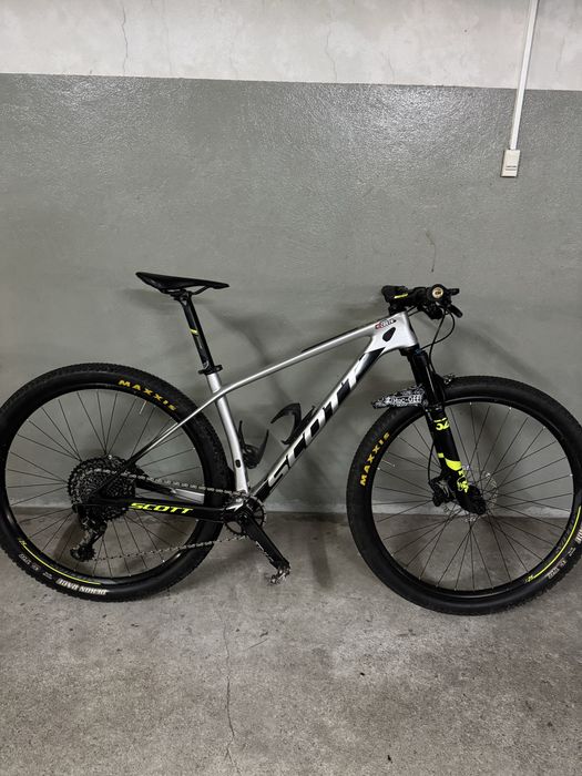 Scott Scale 920 – Carbono – Excelente Estado