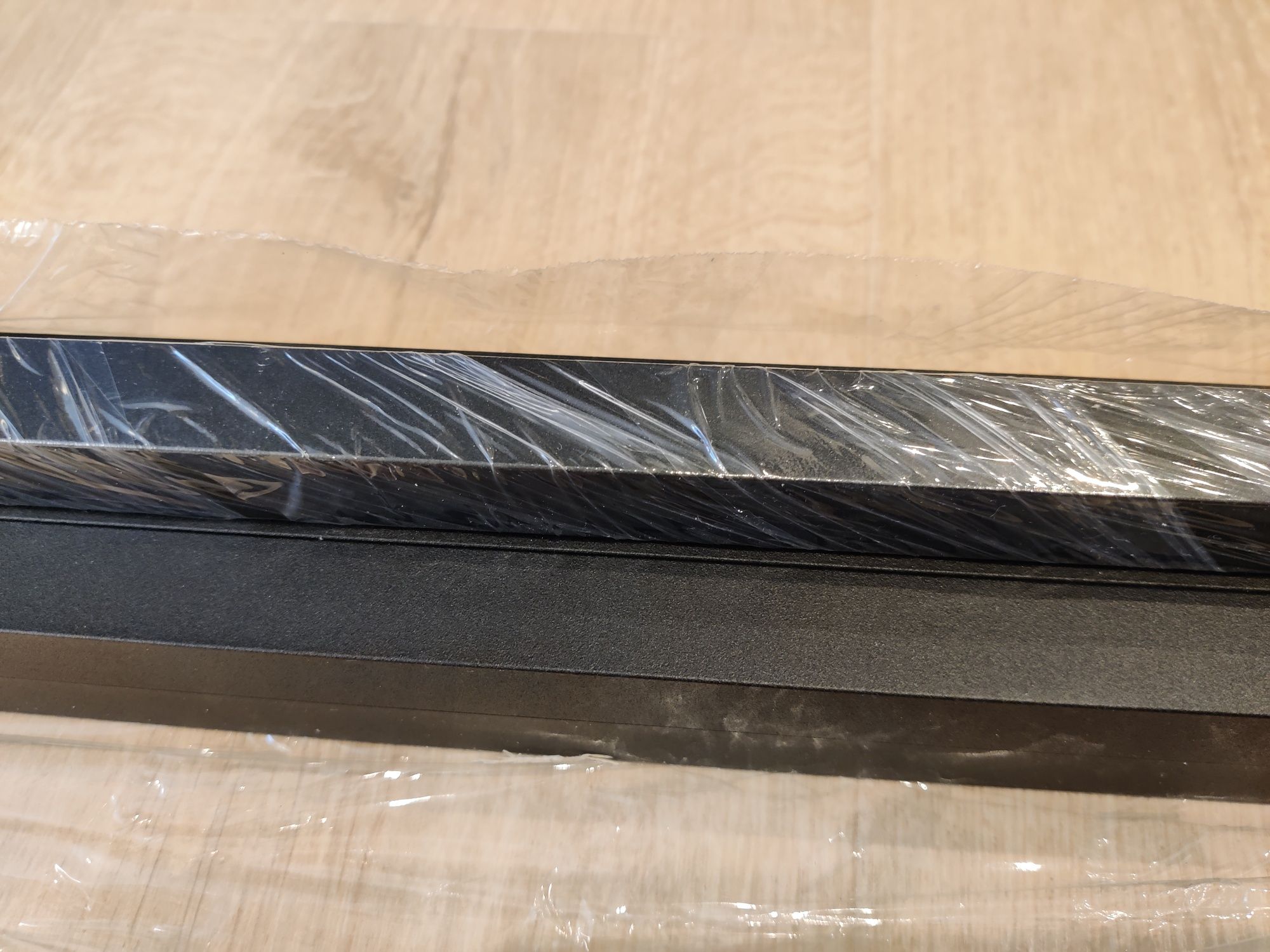 Rura aluminiowa kwadratowa Profil 20x20x1,5 200 cm czarny mat