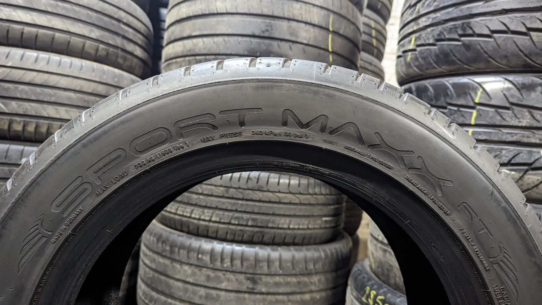 Шина 215/55 R 16 Dunlop Sport Maxx Rt. Одне колесо. Розпаровка.