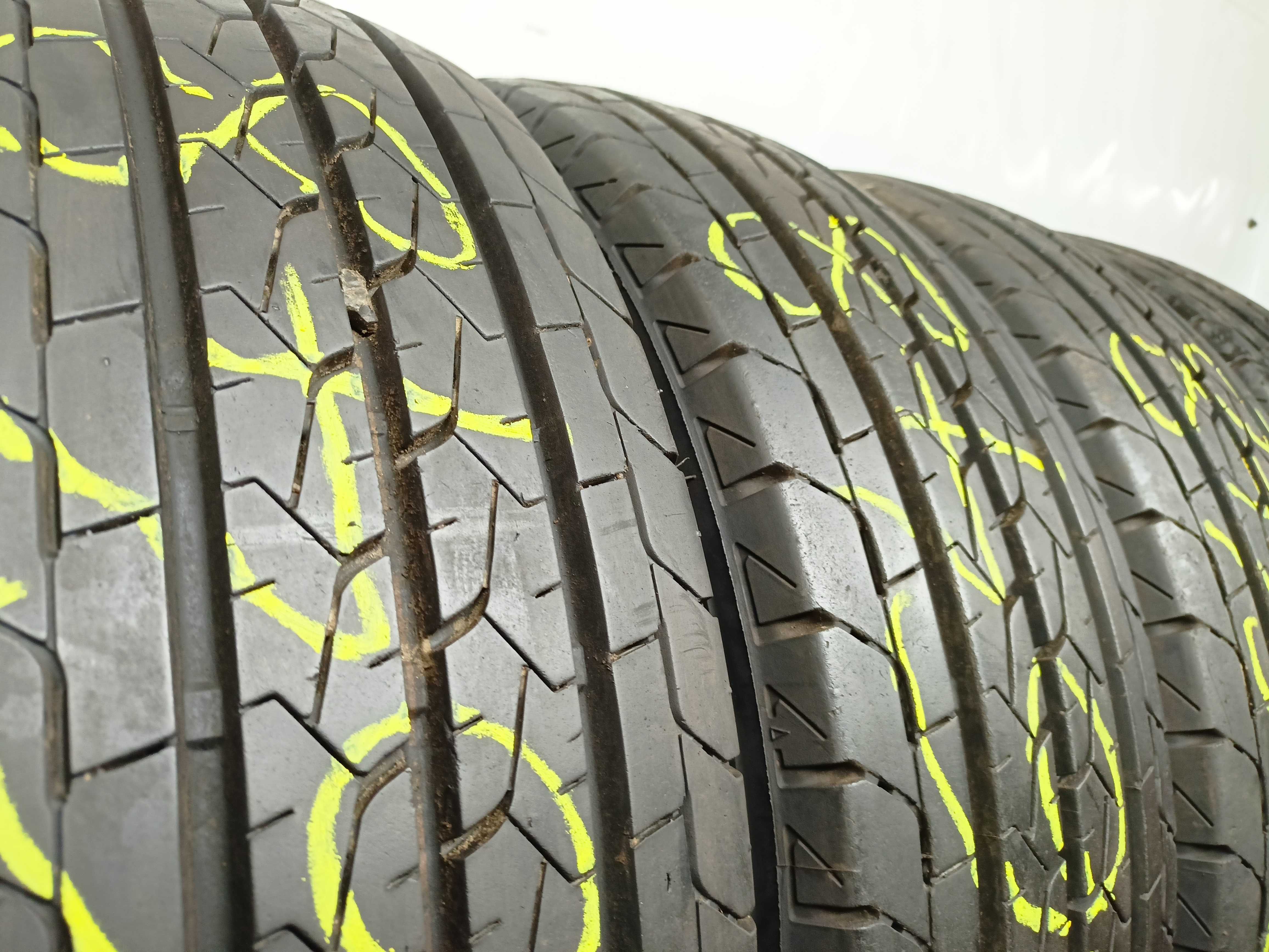 Bridgestone Duravis R660 195/70/15C 19r. 104/102S (3648)