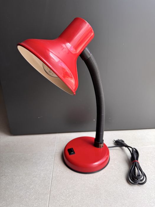 Candeeiro vermelho secretária - vintage